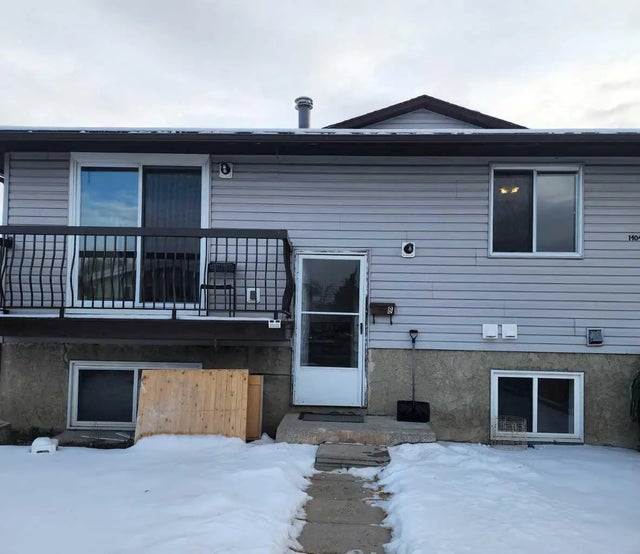 B, 1404 43 Street Se, Calgary