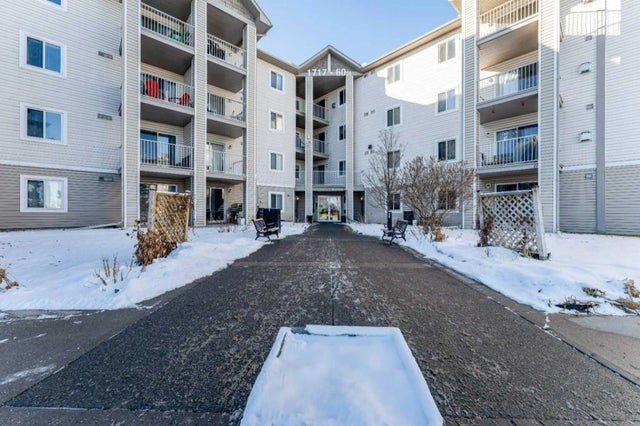 102, 1717 60 Street Se, Calgary