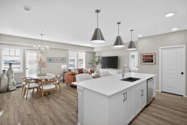 214, 140 Mahogany Street Se, Calgary