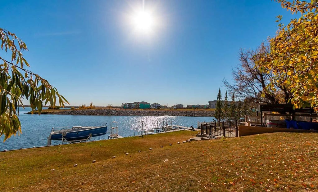 1044 West Chestermere Dr Culdusac , Chestermere