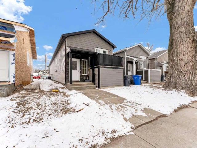 628 Industrial Avenue Se, Medicine Hat