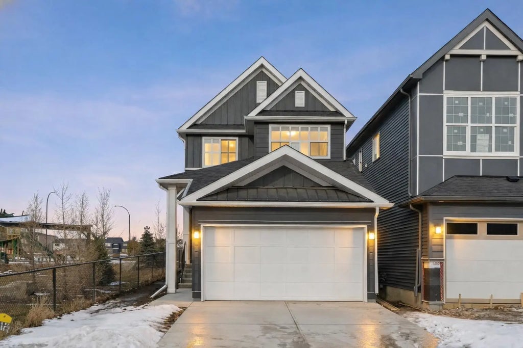 659 Buffaloberry Manor Se, Calgary
