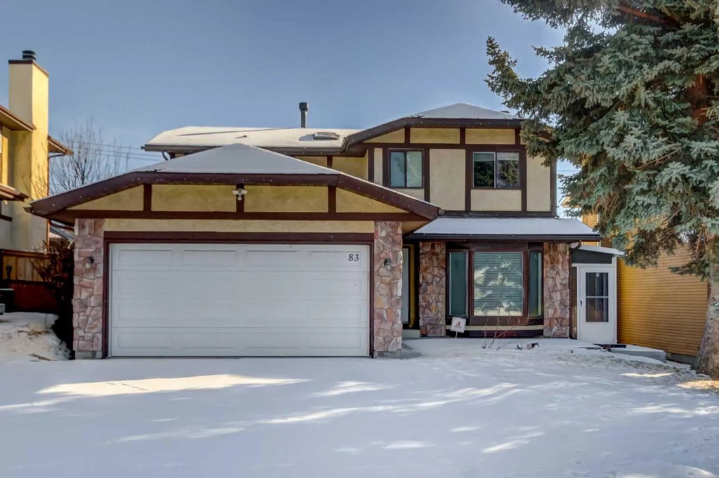 83 Hawkfield Crescent Nw, Calgary