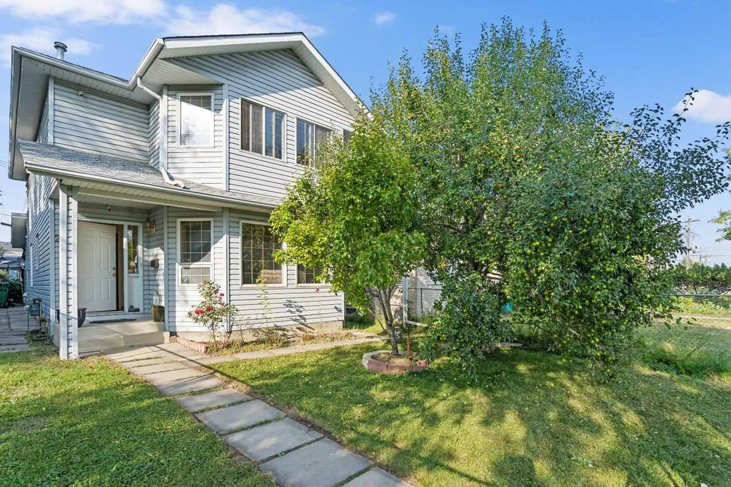 218 15 Avenue Nw, Calgary