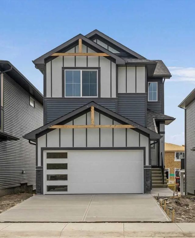 8 Topaz Place , Cochrane