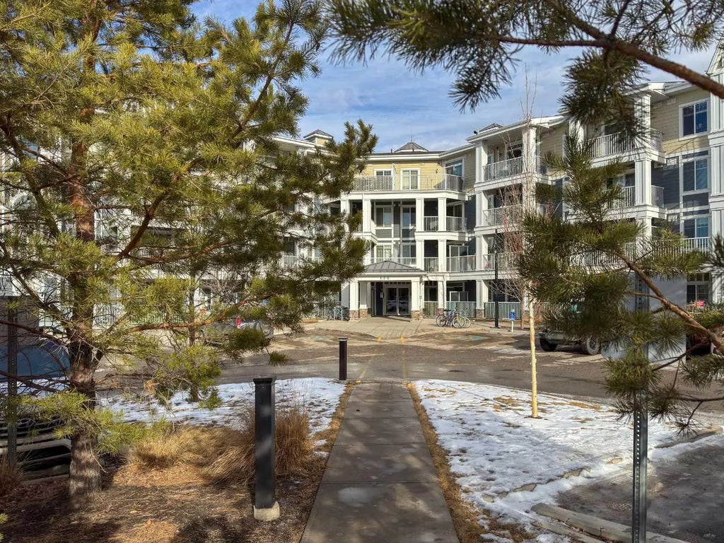 212, 130 Auburn Meadows View Se, Calgary