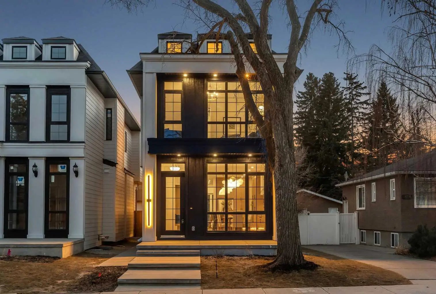 1729 19 Avenue Northwest, Calgary – Residential Detached Listing Photo 2