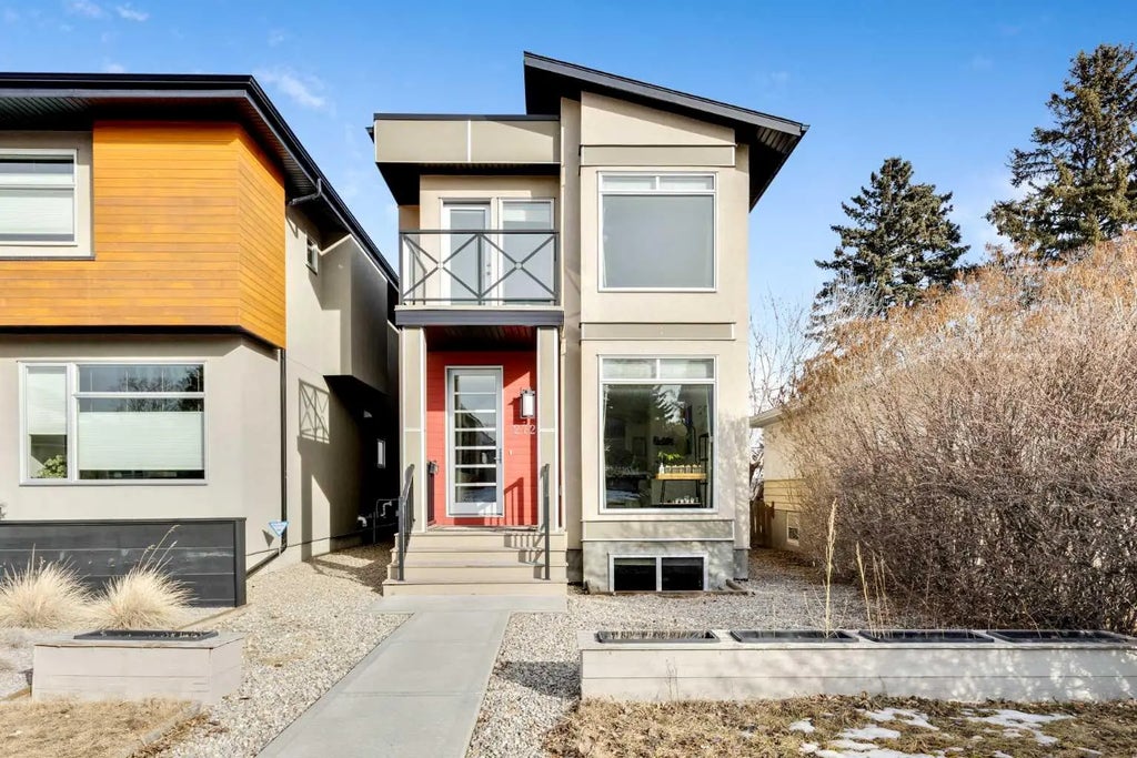 2728 Cochrane Road Nw, Calgary