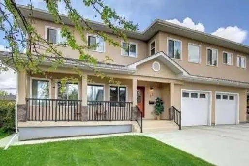 23 Cheltenham Road Nw, Calgary