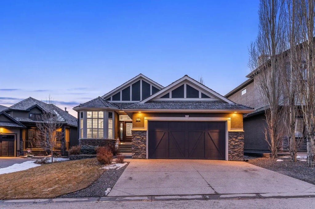 216 Gleneagles Estates Lane , Cochrane