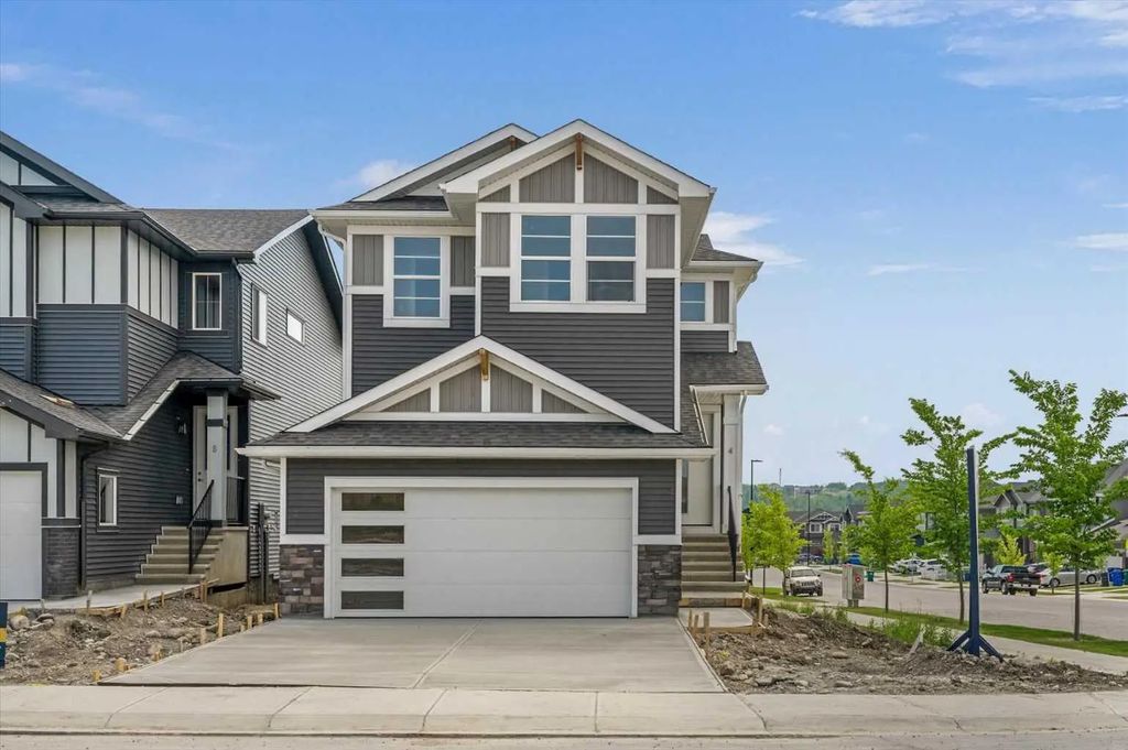 4 Topaz Place , Cochrane