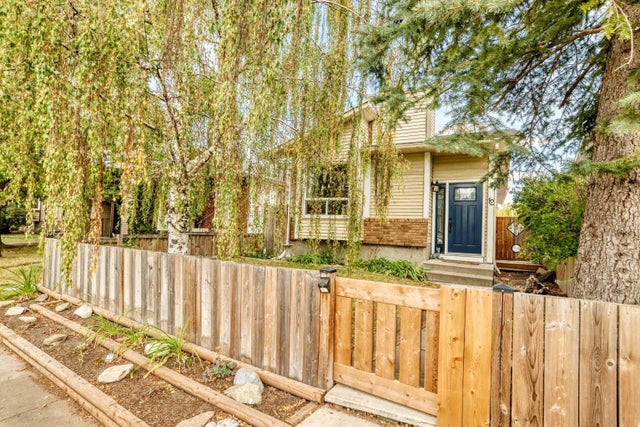 12 Taraglen Road Ne, Calgary