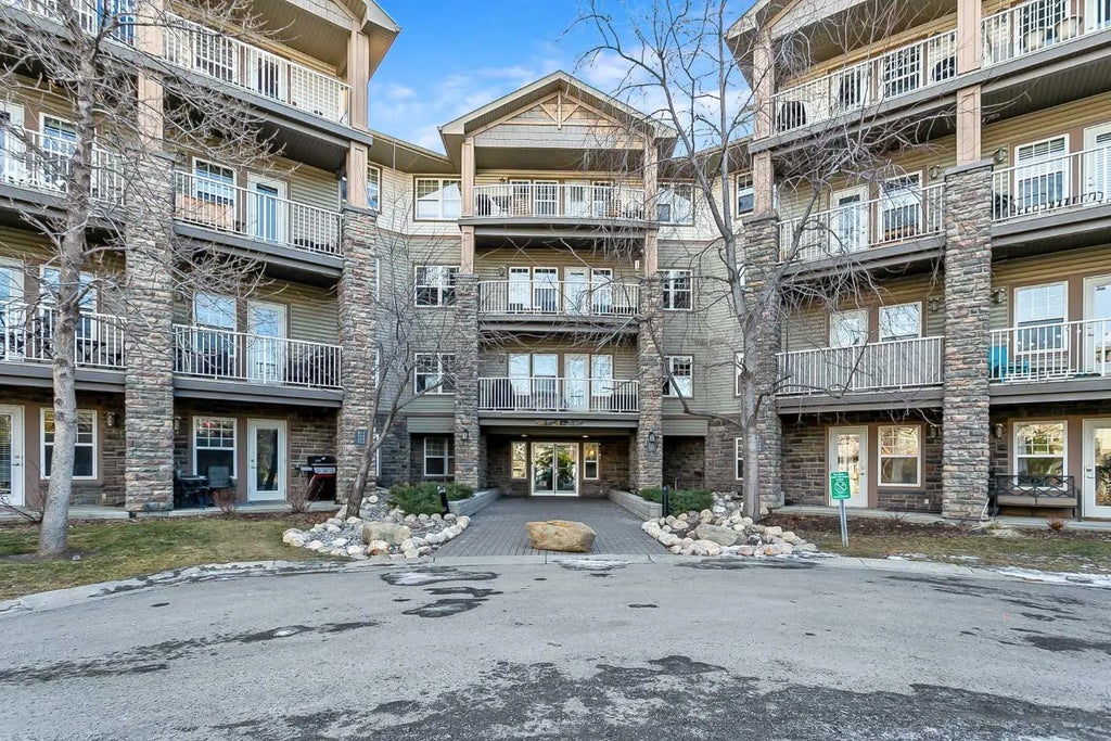 102, 1414 17 Street Se, Calgary