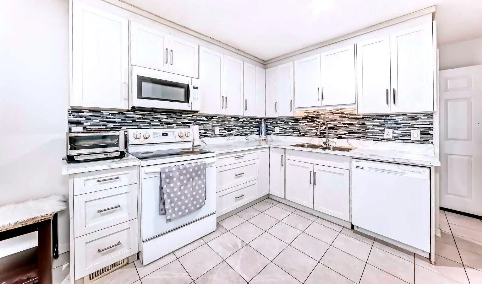 707 Malvern Drive Northeast, Calgary – Residential Detached Listing Photo 10