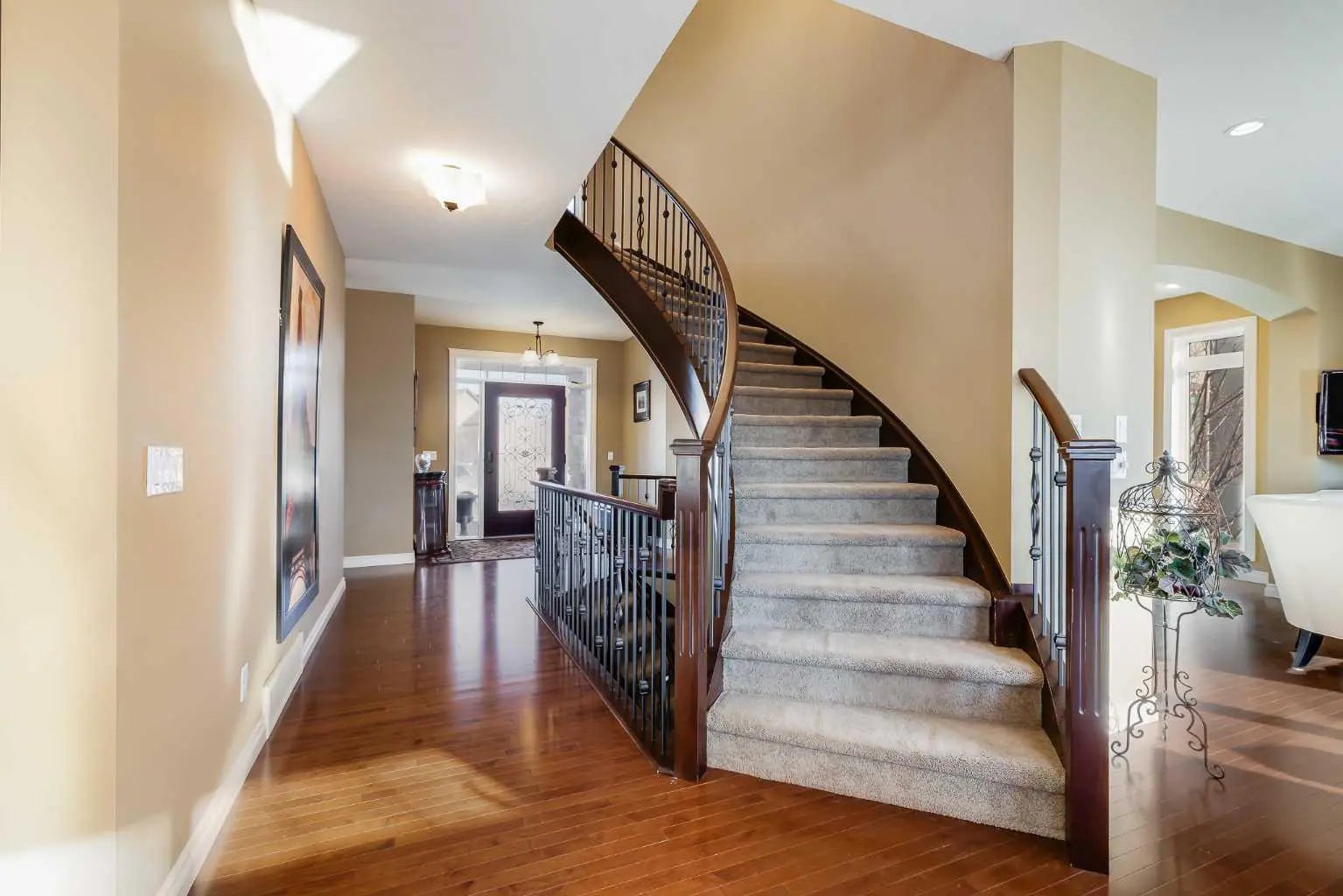 213 Silverado Ranch Manor Southwest, Calgary – Residential Detached Listing Photo 6