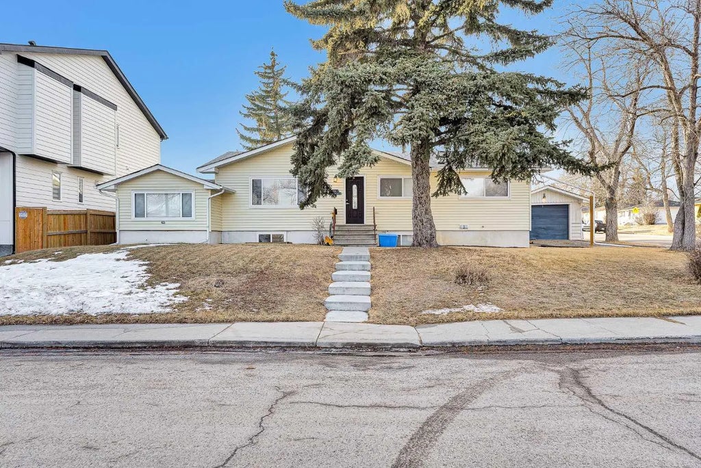109 Hudson Road Nw, Calgary