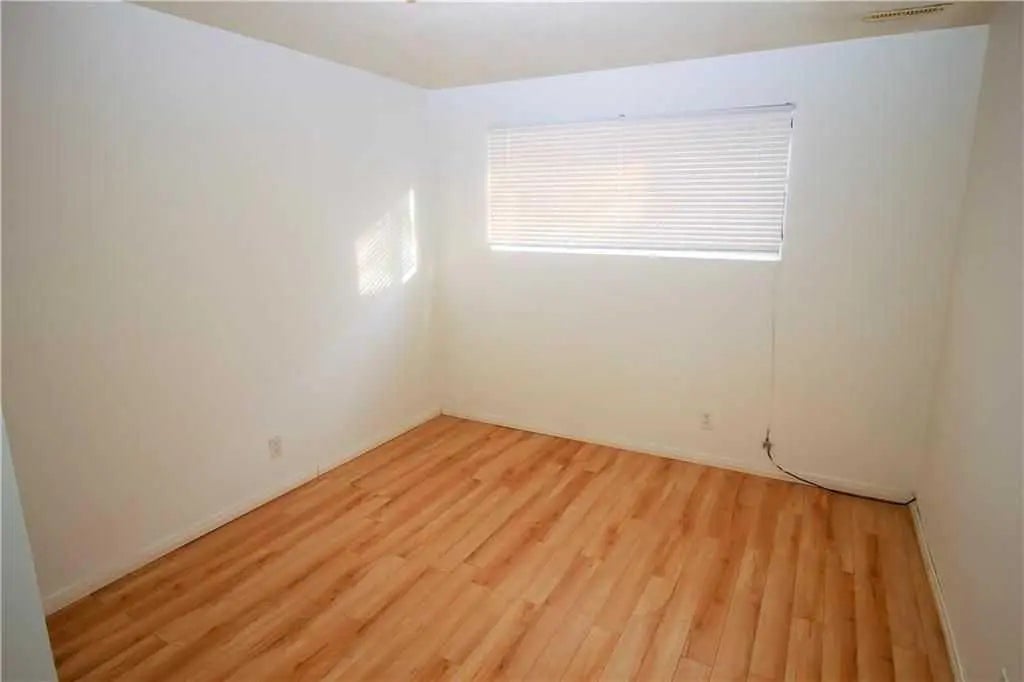 649 Pineland Road Northeast, Calgary – Residential Semi Detached (Half Duplex) Listing Photo 13