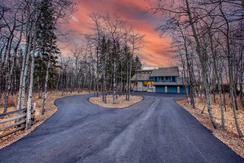 111 Heritage Place Sw, Rural Rocky View County