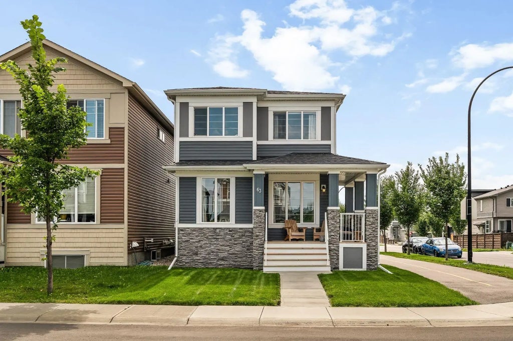 63 Seton Gardens Se, Calgary