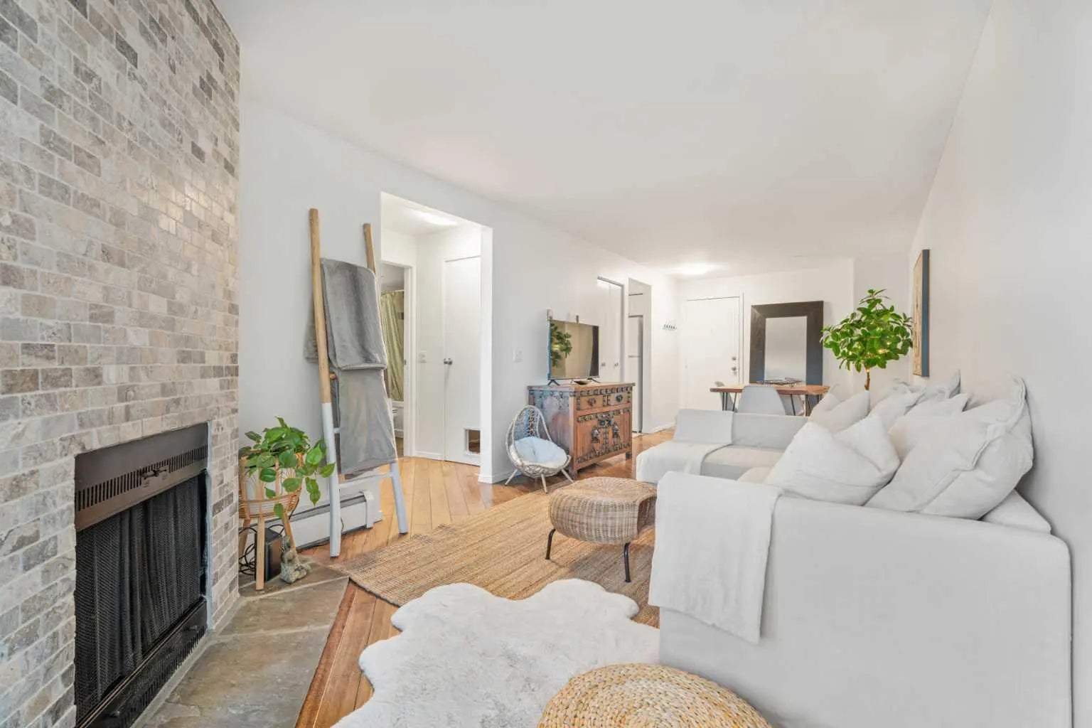 Photo of Listing #A2283742