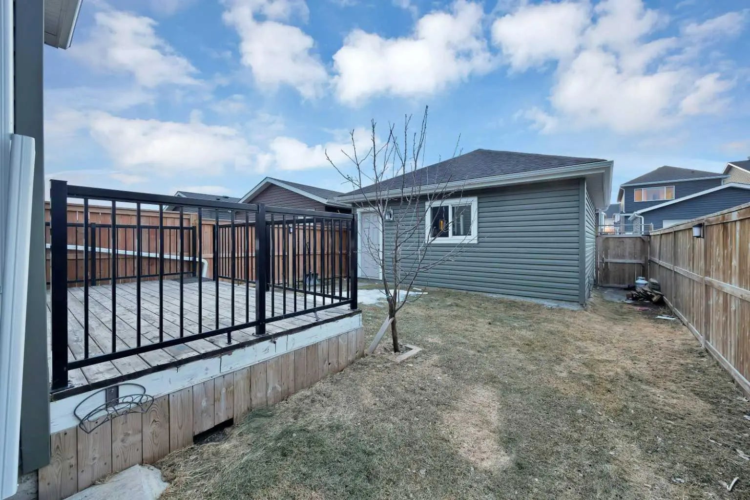 41 Red Embers Row Northeast, Calgary – Residential Detached Listing Photo 5