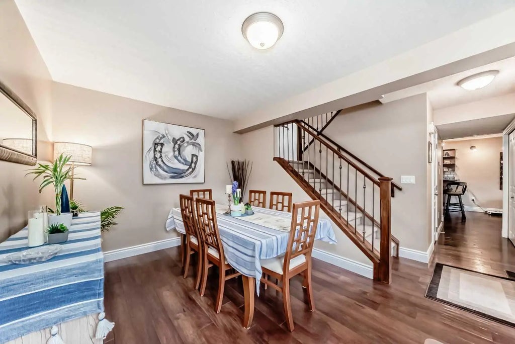 169, 79 Glamis Green Sw, Calgary