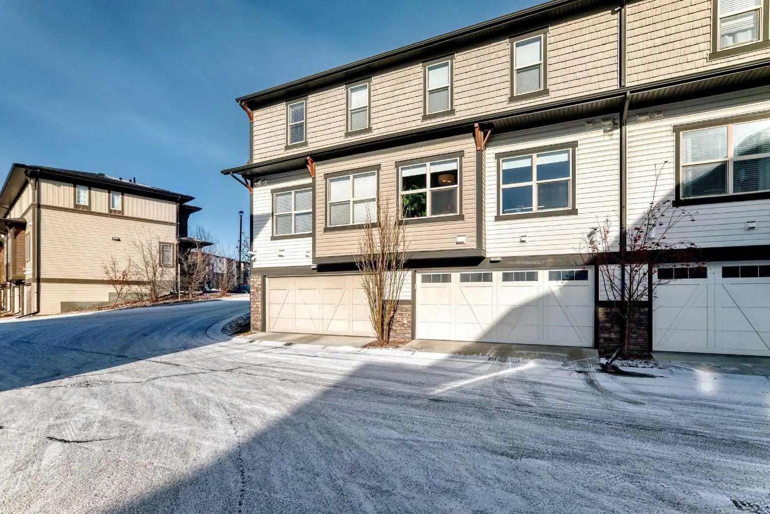 102 32 Horseshoe Crescent , Cochrane – Residential Row/Townhouse Listing Photo 18