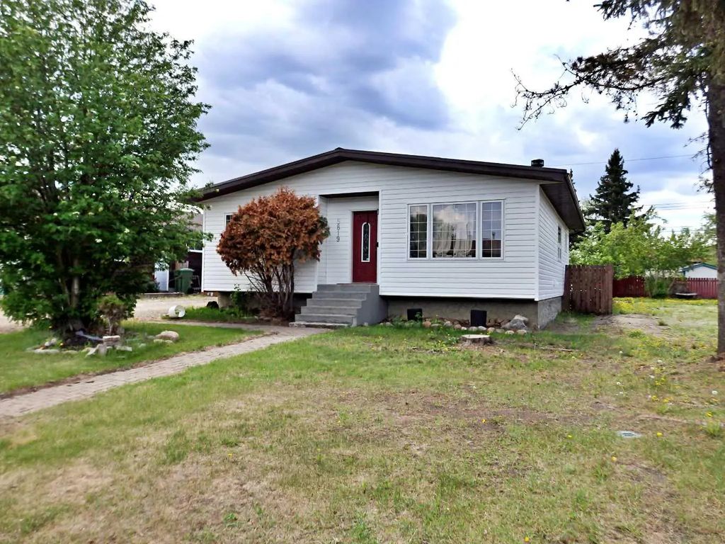 5819 51 Avenue , Vermilion
