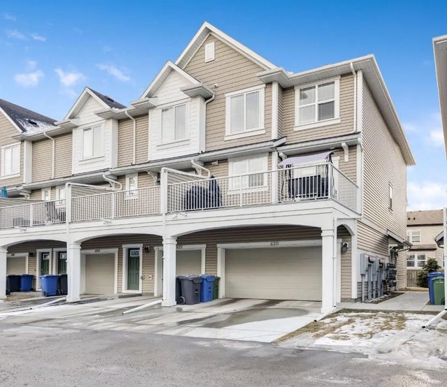 620 Copperstone Manor Se, Calgary