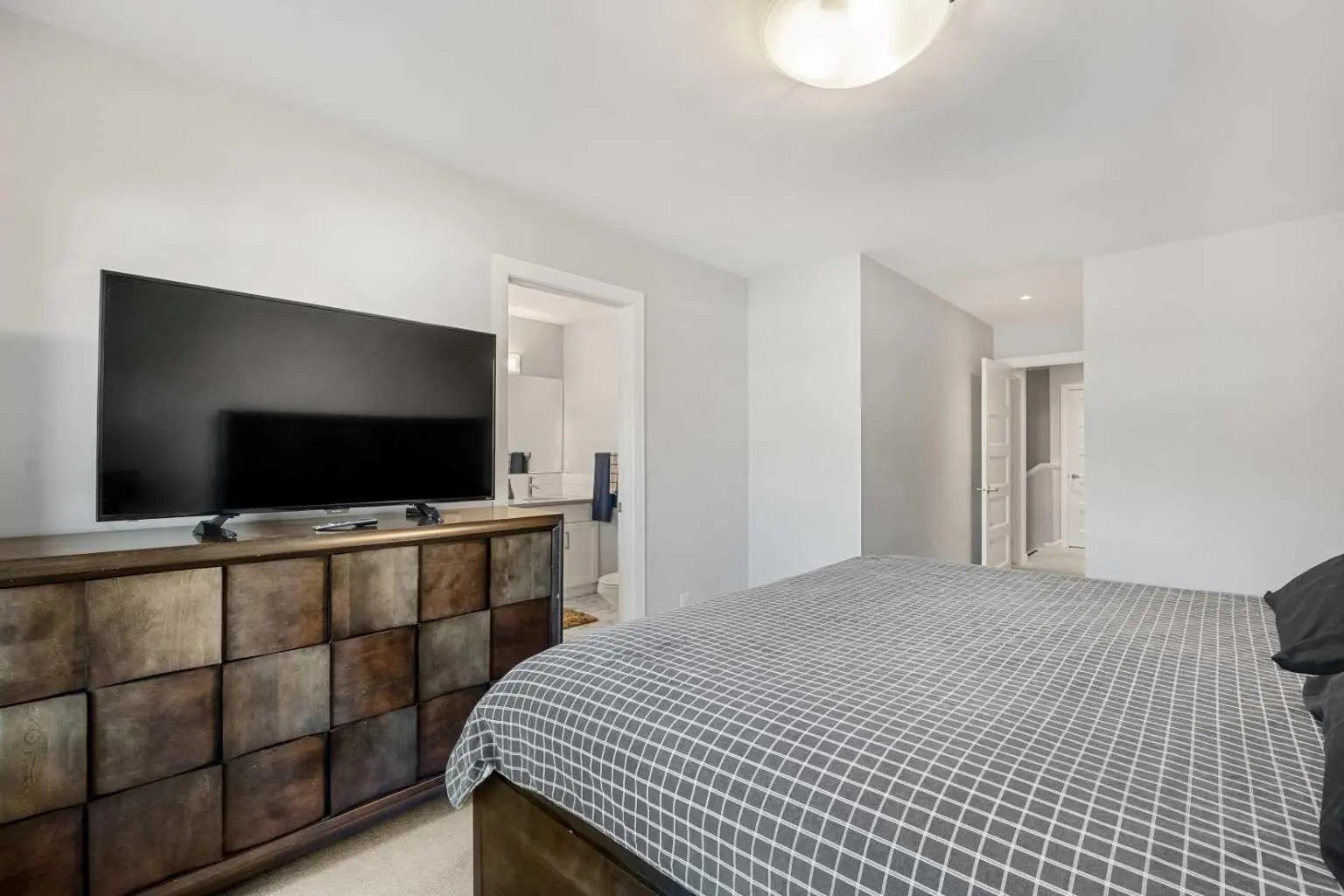 2, 530 56 Avenue Southwest, Calgary – Residential Row/Townhouse Listing Photo 20