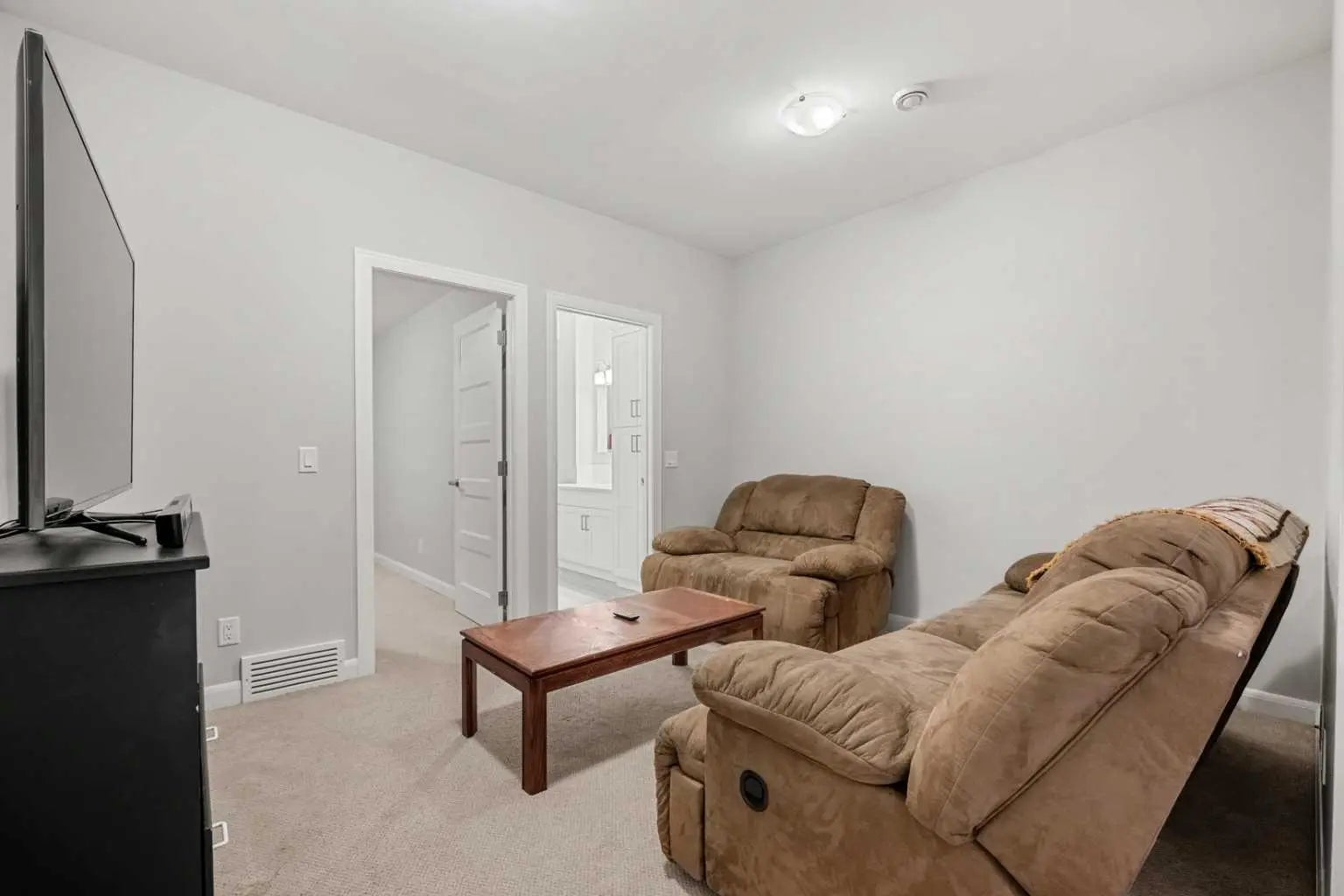 2, 530 56 Avenue Southwest, Calgary – Residential Row/Townhouse Listing Photo 30