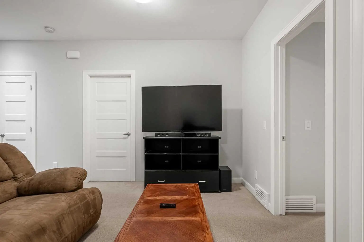 2, 530 56 Avenue Southwest, Calgary – Residential Row/Townhouse Listing Photo 32