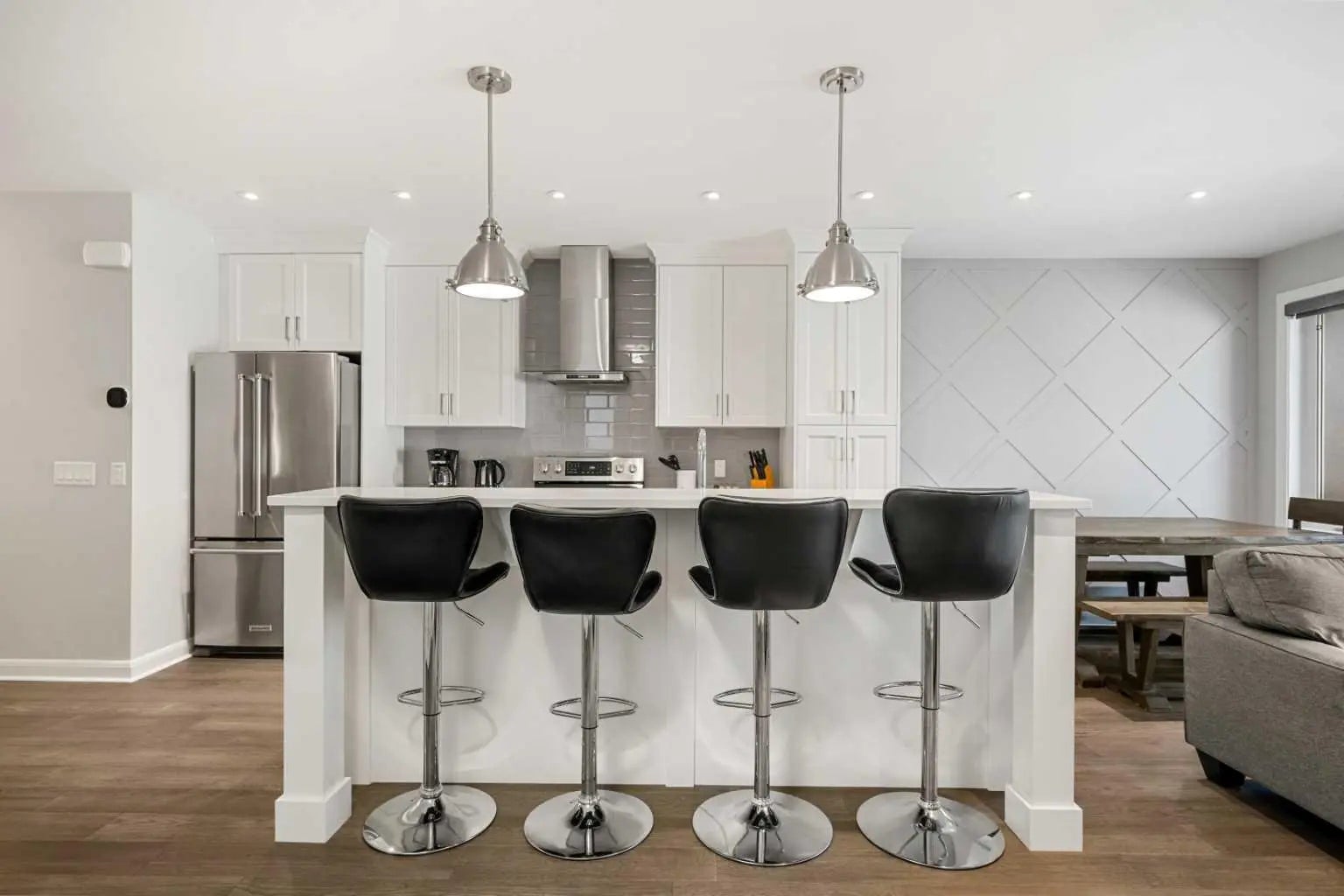 2, 530 56 Avenue Southwest, Calgary – Residential Row/Townhouse Listing Photo 8