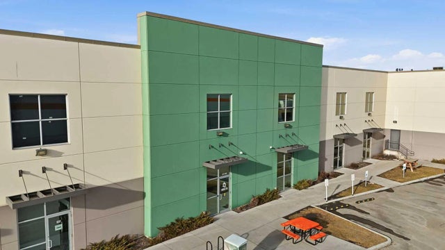 110,114, 10748 74 Street Se, Calgary