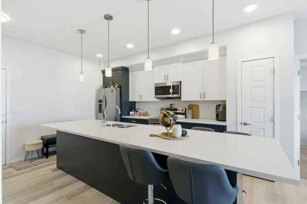 305, 200 Harvest Hills Place Northeast, Calgary – Residential Apartment Listing Photo 10