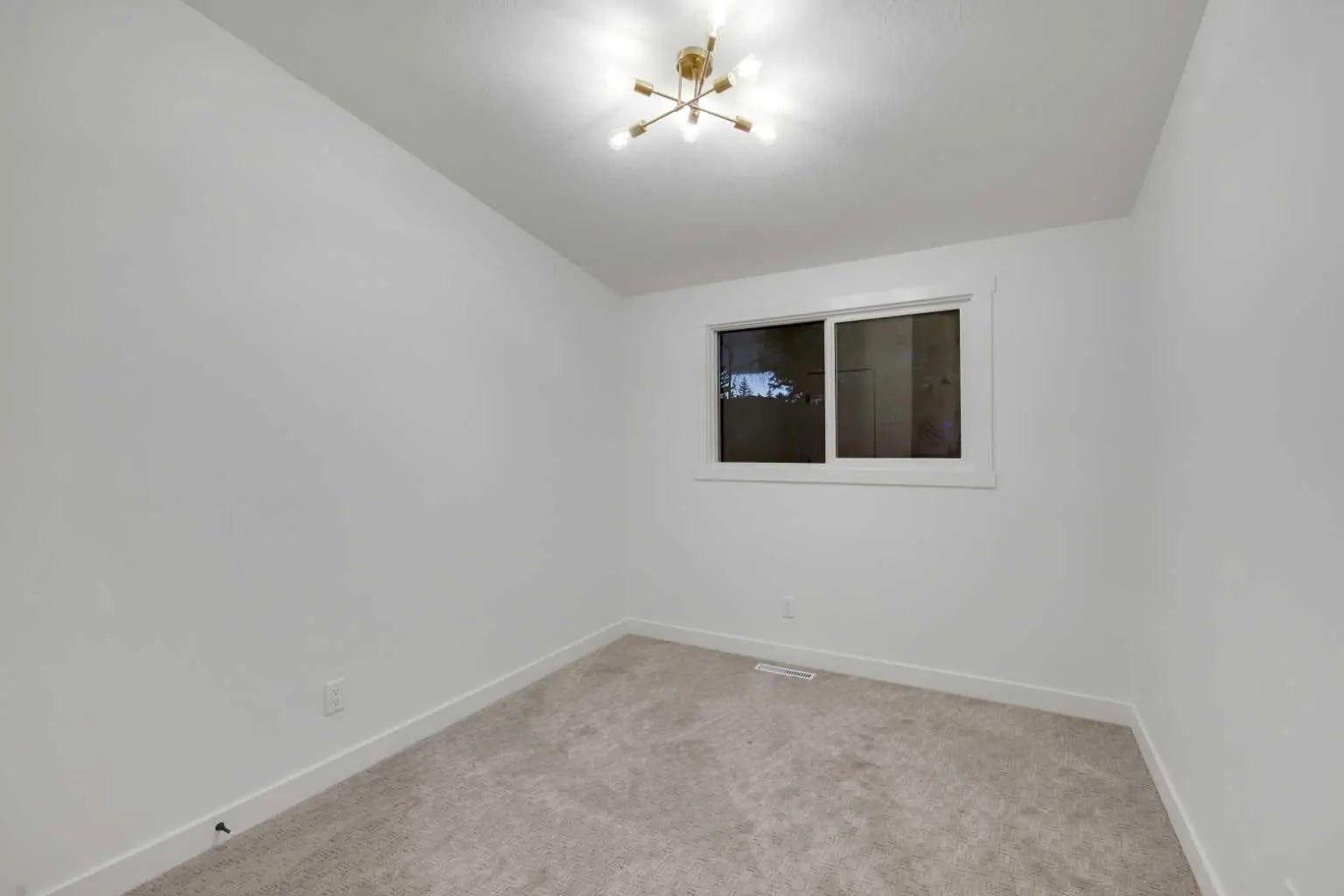 6316 Travois Crescent Northwest, Calgary – Residential Detached Listing Photo 20