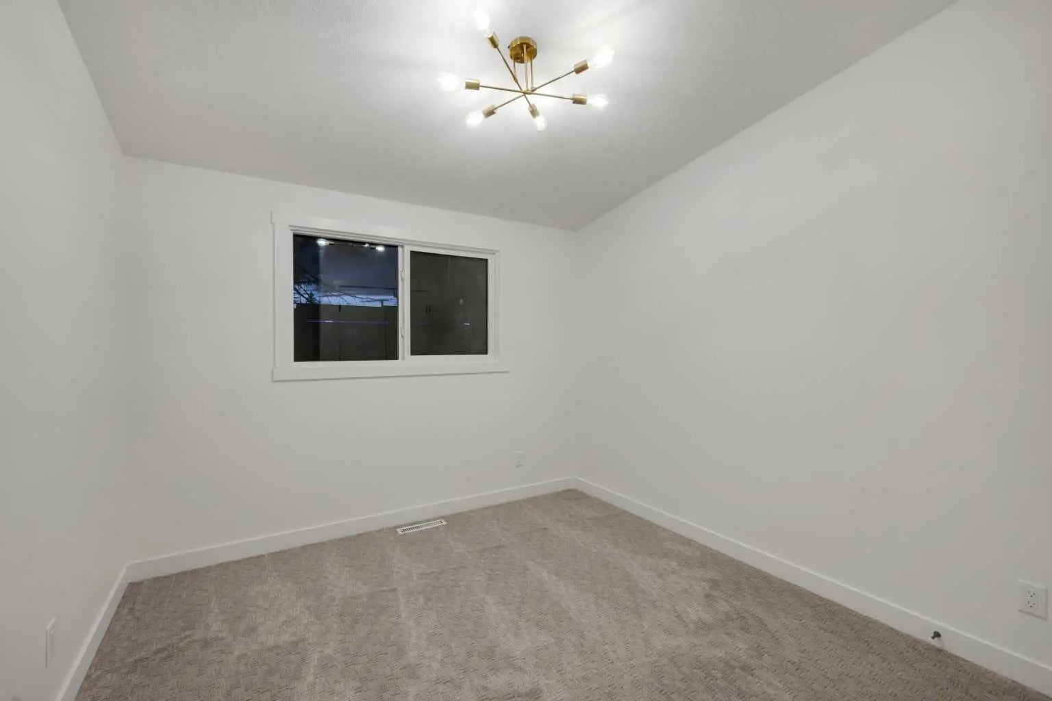 6316 Travois Crescent Northwest, Calgary – Residential Detached Listing Photo 22