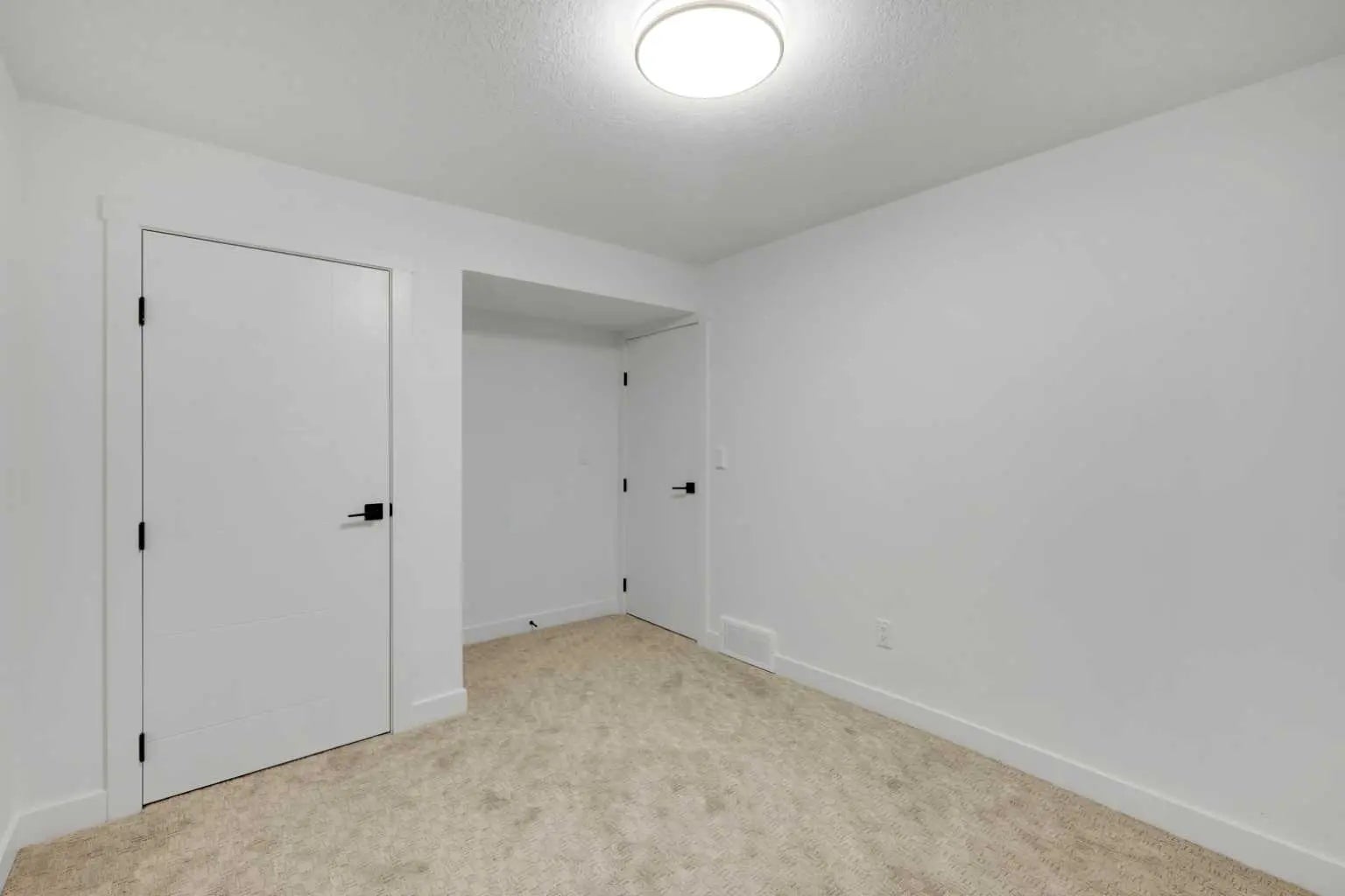 6316 Travois Crescent Northwest, Calgary – Residential Detached Listing Photo 38