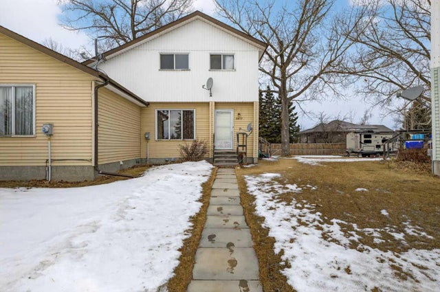 5417 56a Street Close  , Olds