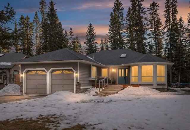 7 Manyhorses Rise , Rural Rocky View County