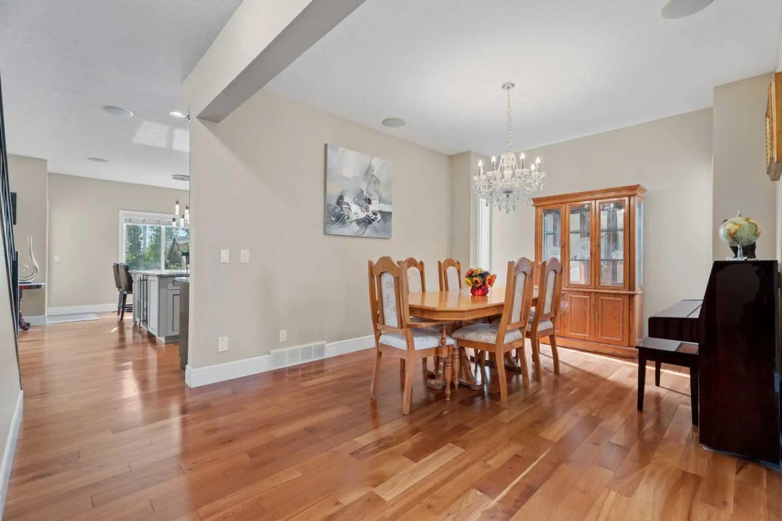 113 Aspen Stone Place Southwest, Calgary – Residential Detached Listing Photo 5