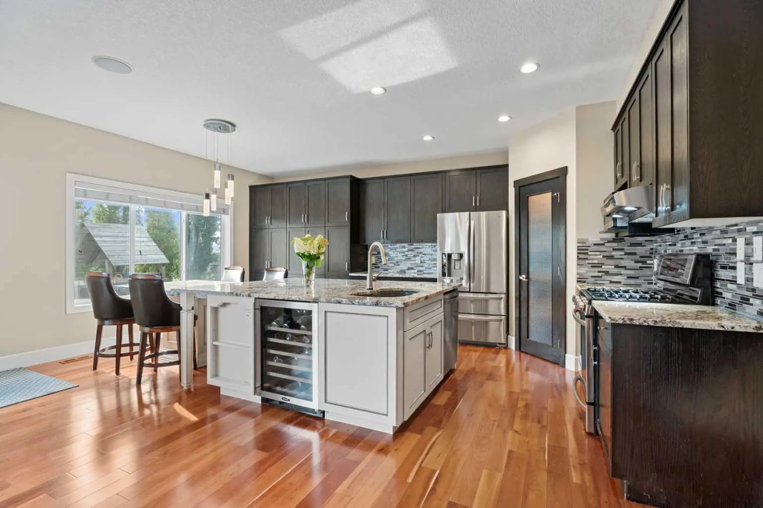 113 Aspen Stone Place Southwest, Calgary – Residential Detached Listing Photo 6