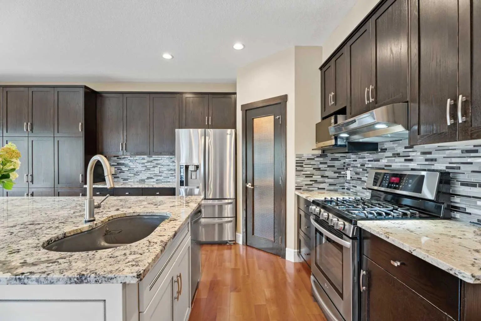 113 Aspen Stone Place Southwest, Calgary – Residential Detached Listing Photo 7