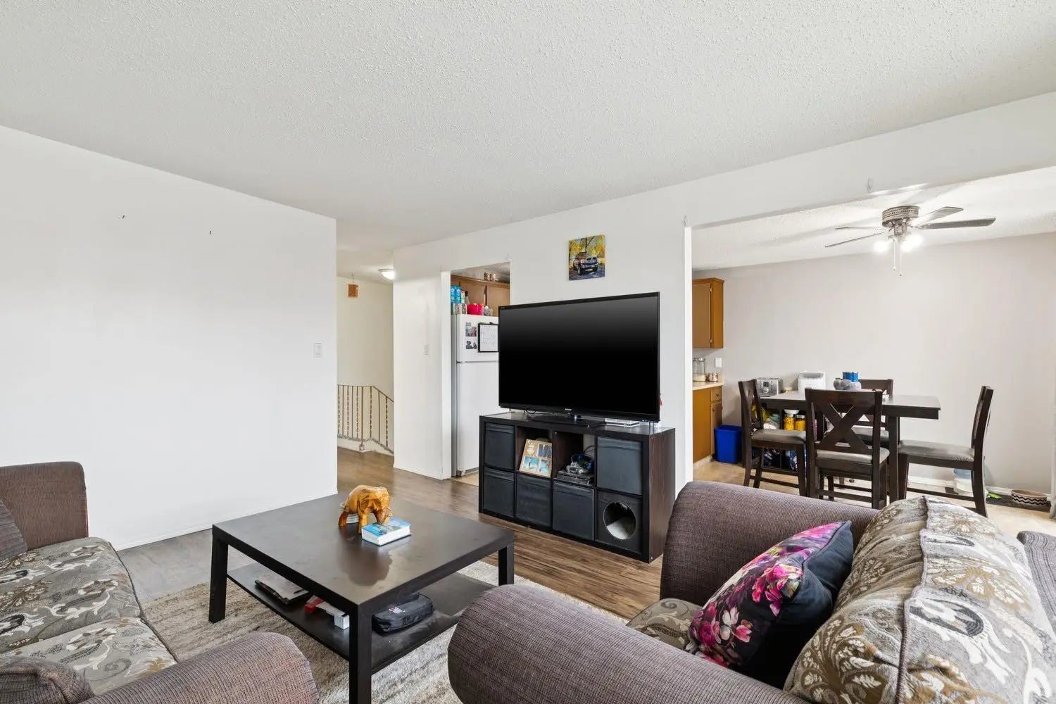 157 Penbrooke Close Southeast, Calgary – Residential Semi Detached (Half Duplex) Listing Photo 8