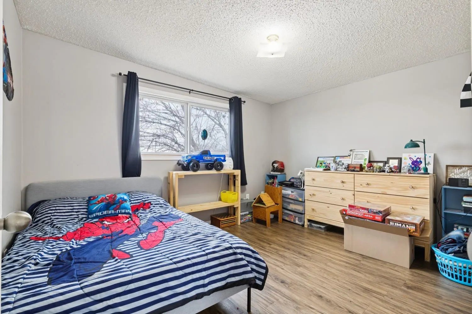 157 Penbrooke Close Southeast, Calgary – Residential Semi Detached (Half Duplex) Listing Photo 9