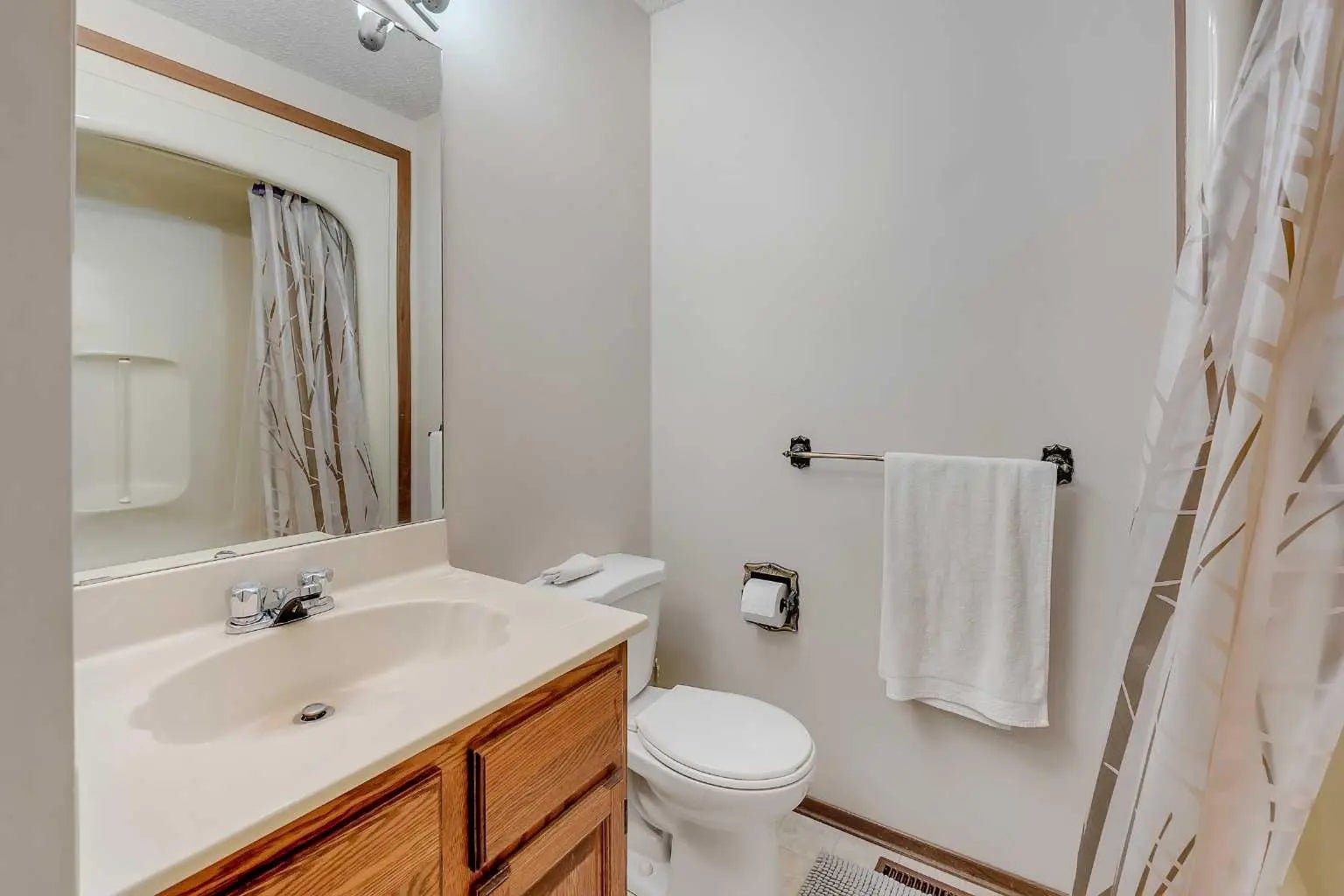 48 Castleglen Court Northeast, Calgary – Residential Detached Listing Photo 38