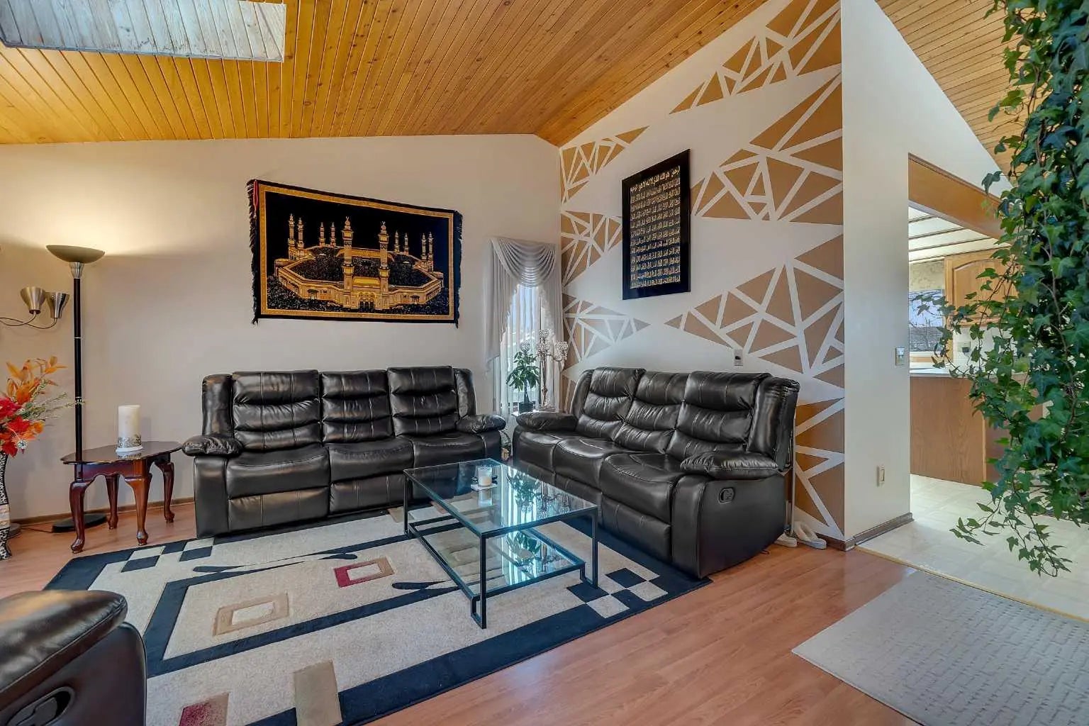 48 Castleglen Court Northeast, Calgary – Residential Detached Listing Photo 6