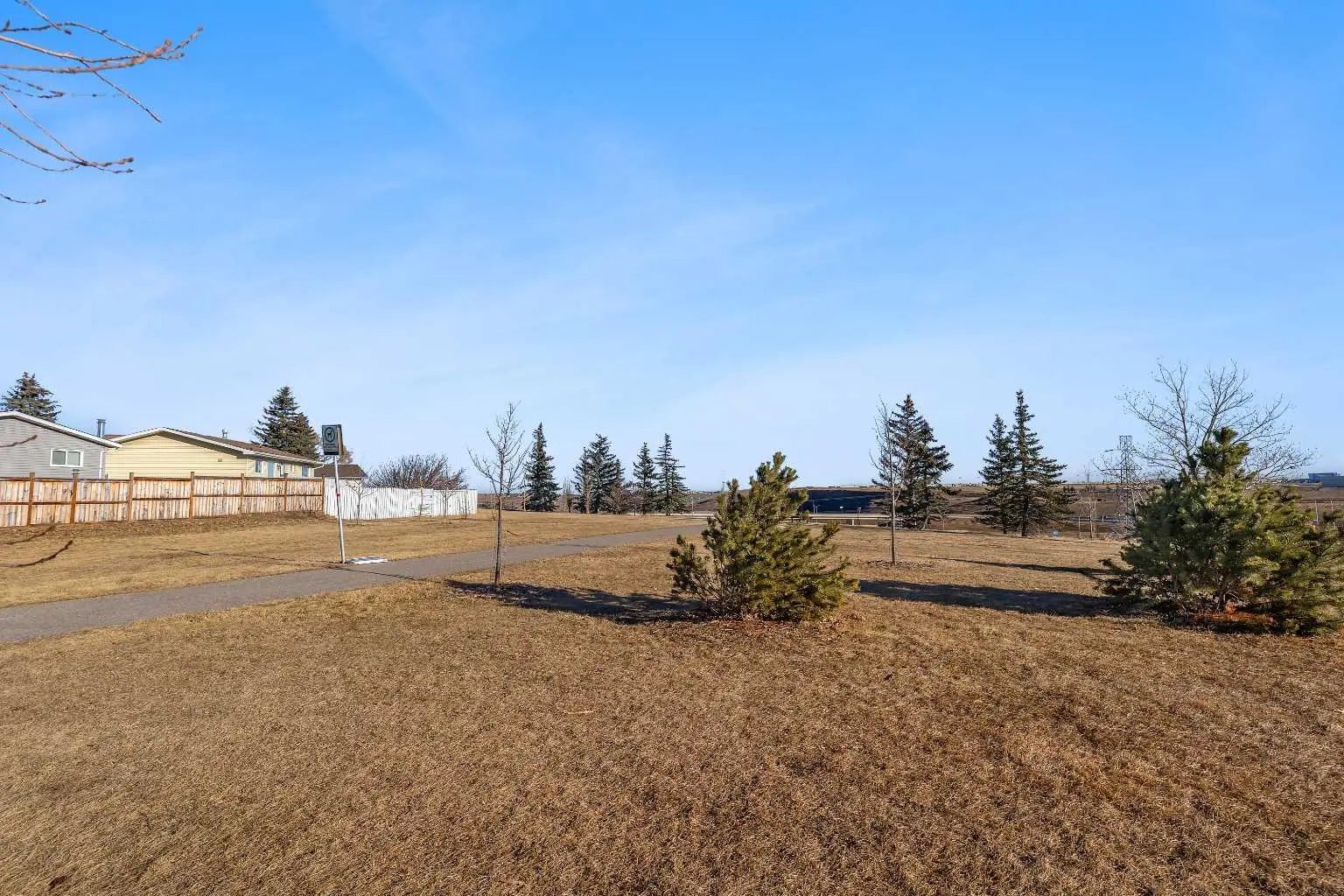 101 Huntstrom Drive Northeast, Calgary – Residential Detached Listing Photo 14