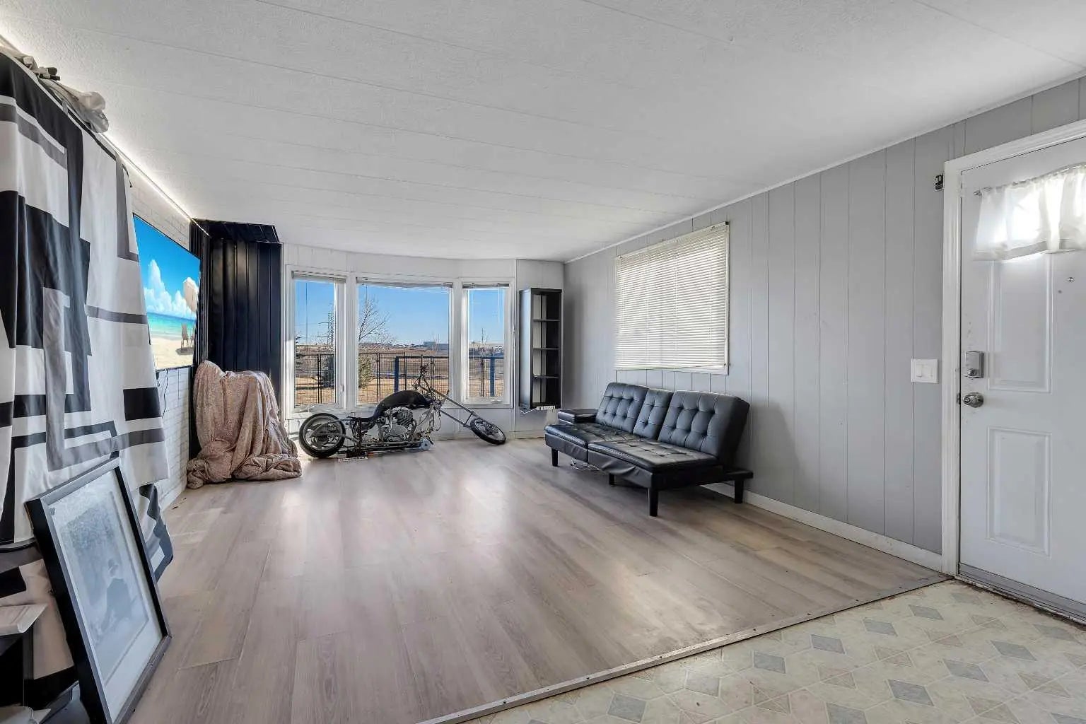 101 Huntstrom Drive Northeast, Calgary – Residential Detached Listing Photo 9