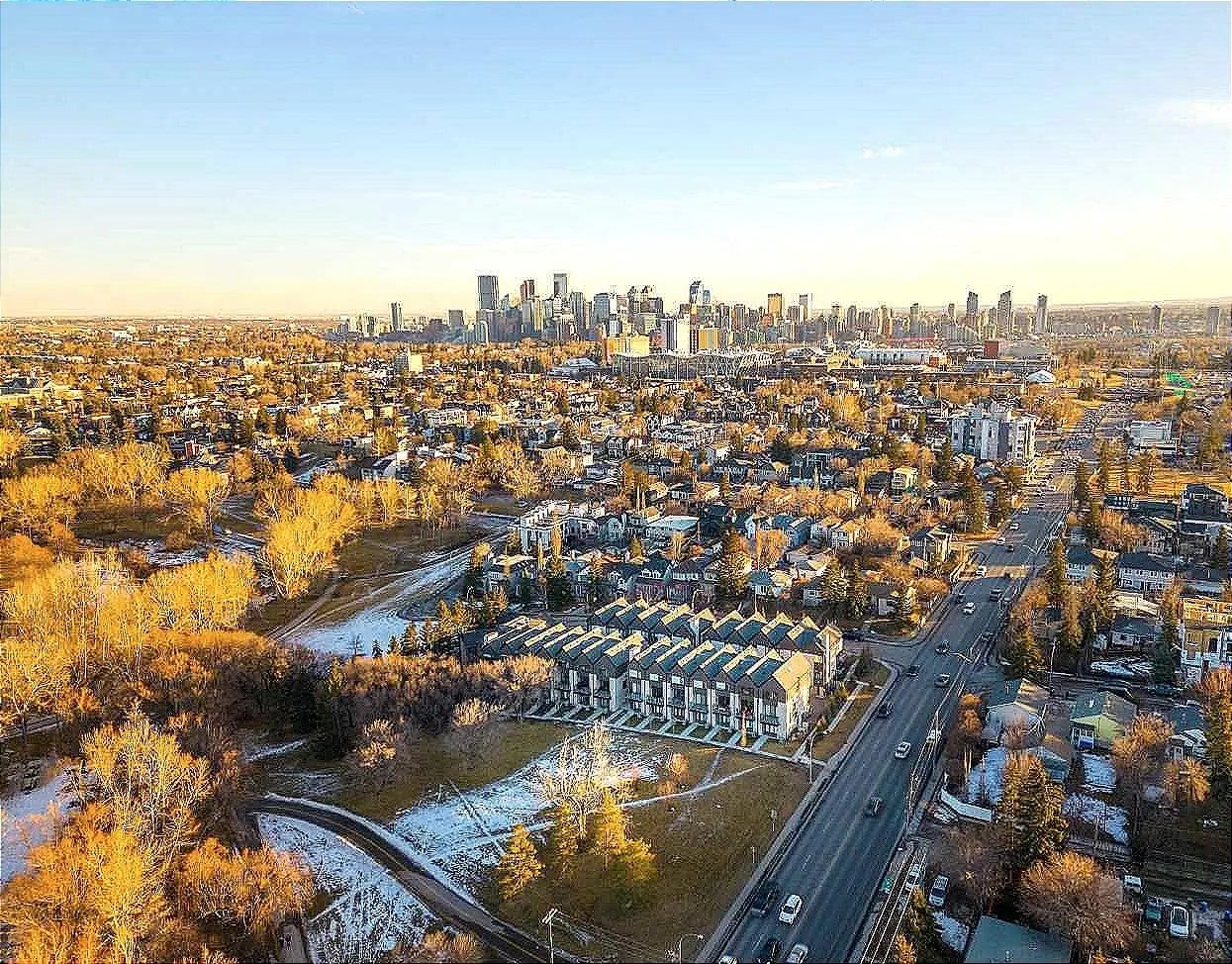 1426 23 Avenue Northwest, Calgary – Multi-Family Row/Townhouse Listing Photo 12